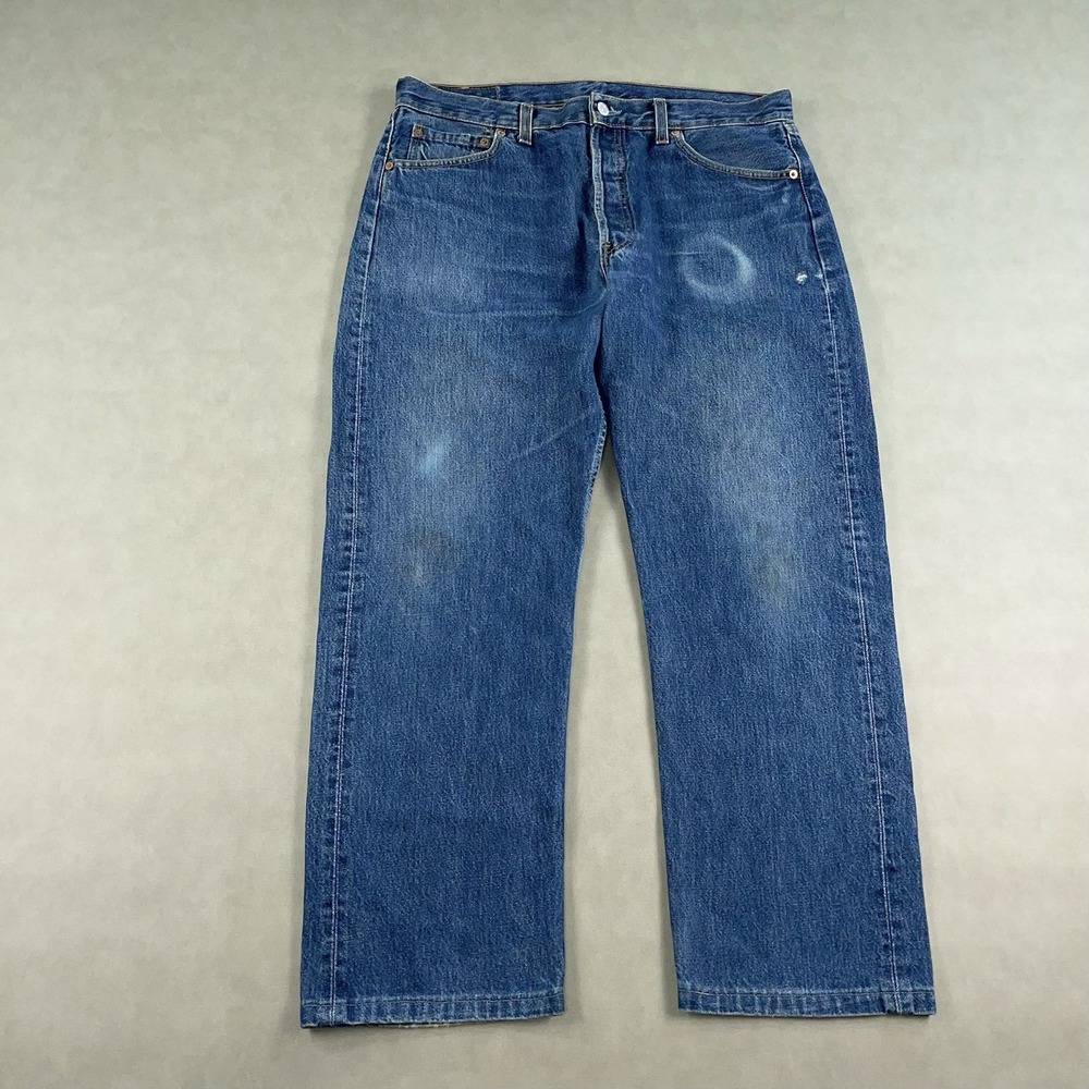 Vintage Levis 501 Jeans 36x32 Made in UK Button Fly Whiskered 90s (Fits 36x28)